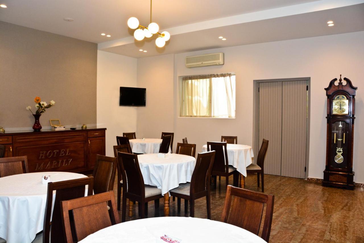 Hotel Marily ปีร์กอส ภายนอก รูปภาพ